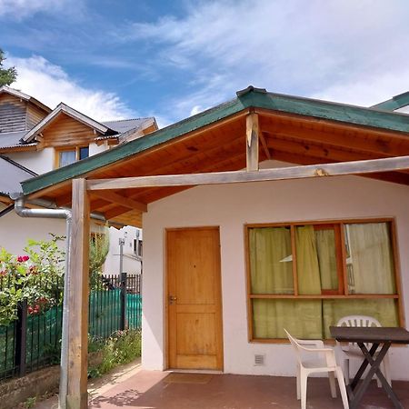 El Refugio Casa De Montana Vandrarhem San Martín de los Andes Exteriör bild