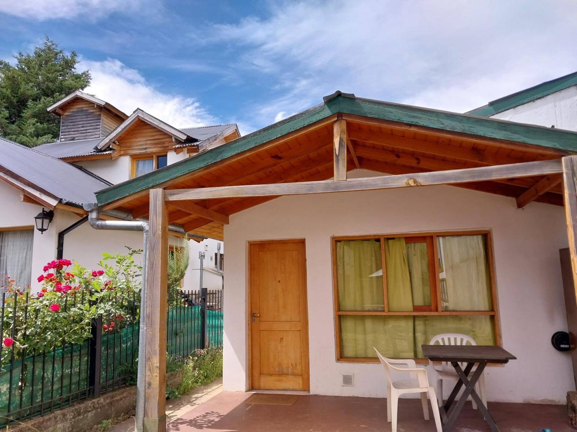 El Refugio Casa De Montana Vandrarhem San Martín de los Andes Exteriör bild